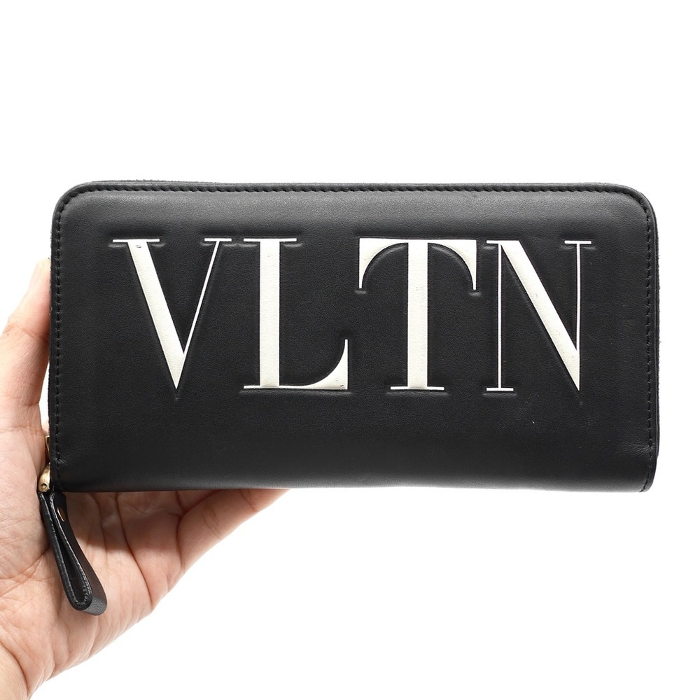 🍓VALENTINO Zippy Wallet